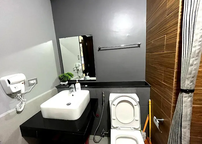 Bayfront Staycation At The Radiance Pet-friendly, Free Pool & Gym Near Airport, Moa, Star City, World Trade Center & Bay 4*