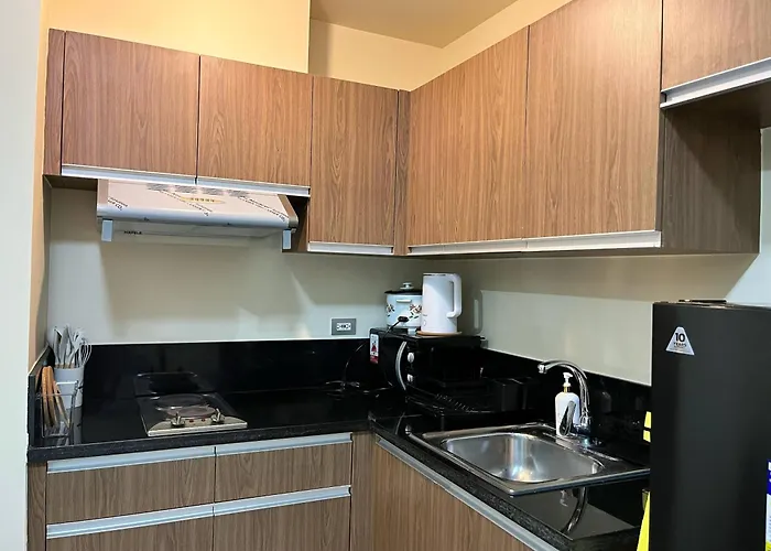 Aparthotel Bayfront Staycation At The Radiance Pet-friendly, Free Pool & Gym Near Airport, Moa, Star City, World Trade Center & Bay 4*