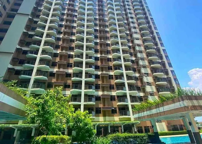 Aparthotel Bayfront Staycation At The Radiance Pet-friendly, Free Pool & Gym Near Airport, Moa, Star City, World Trade Center & Bay 4*